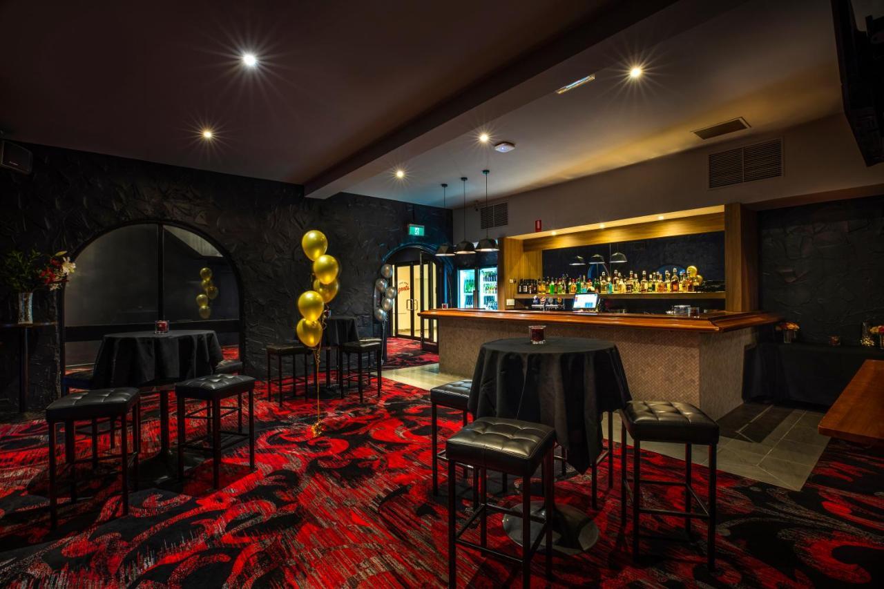 Nightcap At Ferntree Gully Hotel Motel Екстериор снимка
